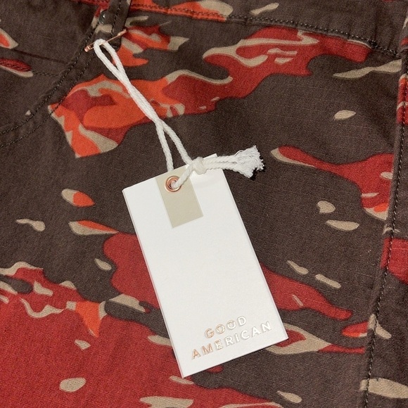 Good American UNISEX Cargo Uniform Pants in Desert Camo0001 size 18 - Picture 11 of 14